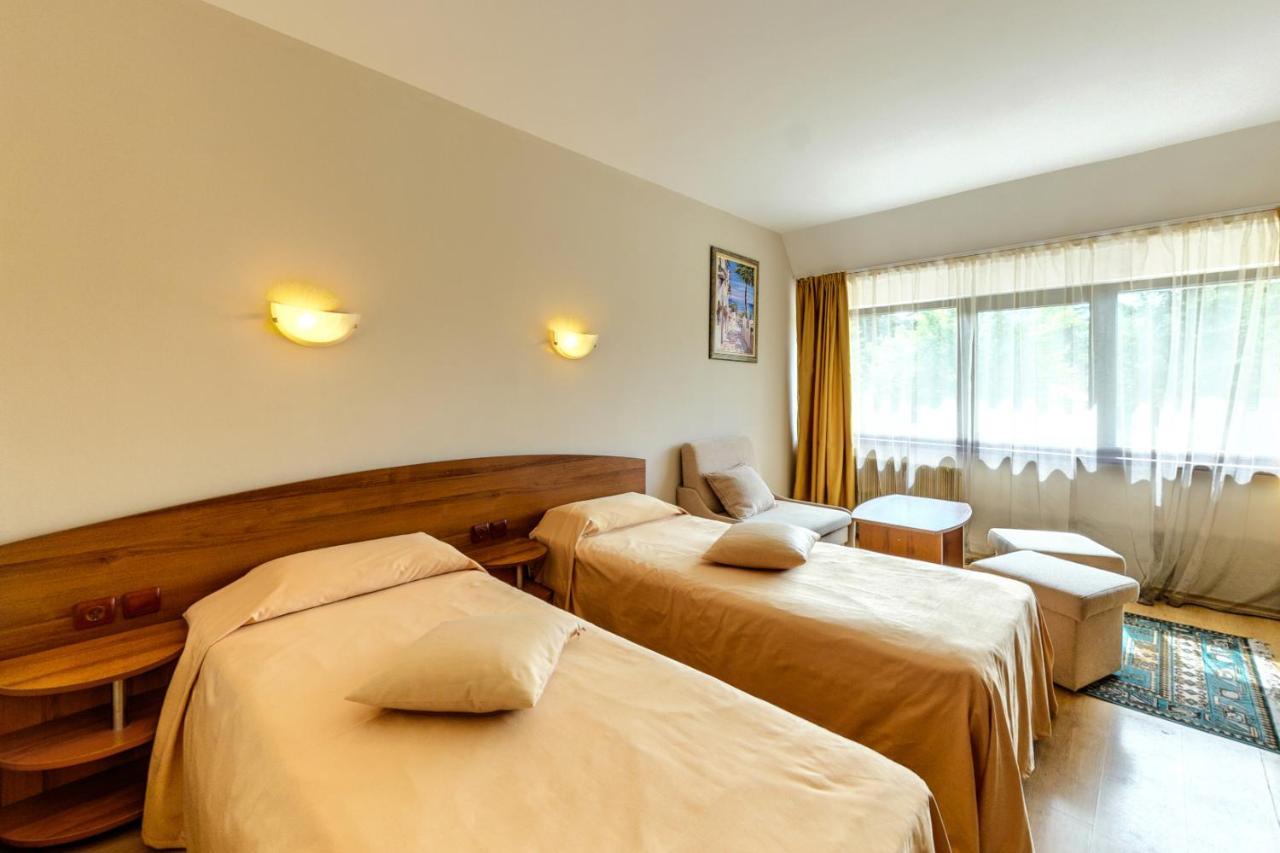 Moura Mountain & Villas Spa Hotel Borovets Exterior photo